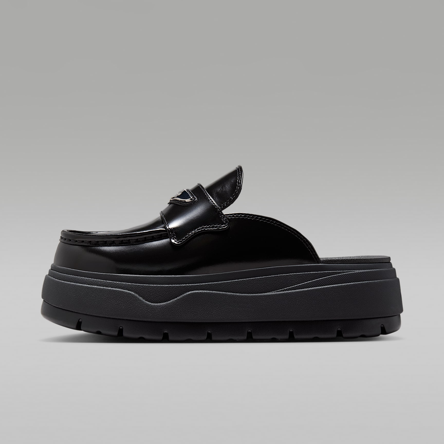 Air Jordan Mule Women's Shoes. Nike ID